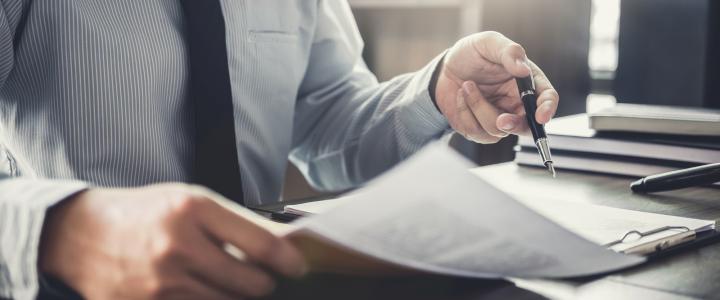 Client Case Study: Genealogist tracing